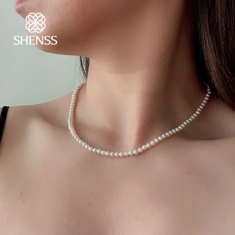 Pearl Trim Chain - Elegante collar de perlas de concha