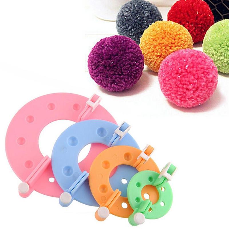 Juego de 8 Moldes de Plástico  - Pom Pom Maker Tool reseña y precio